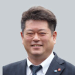 安井義幸氏