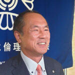 原田 康雄氏