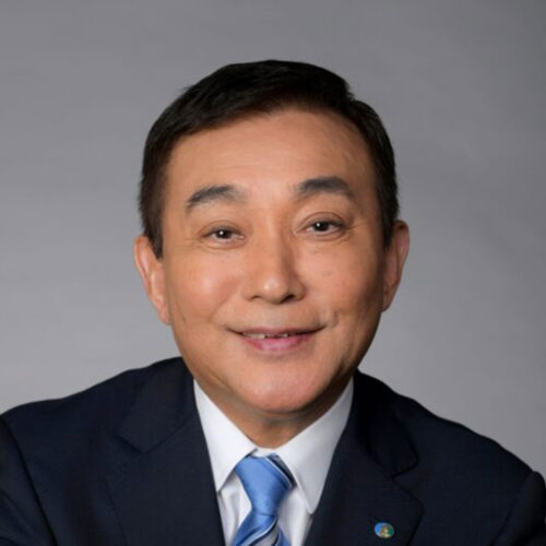 藤麻 一三氏
