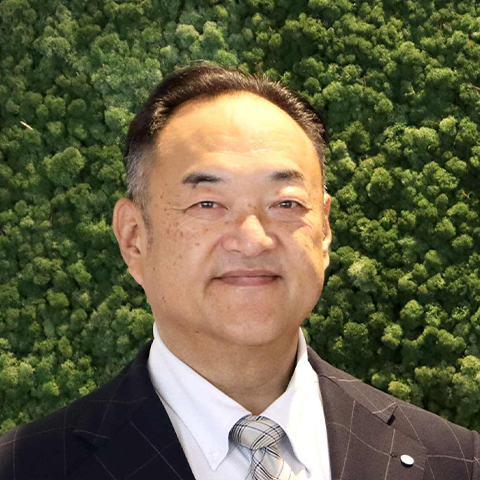 川村 慶氏