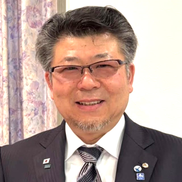 室  忠一氏