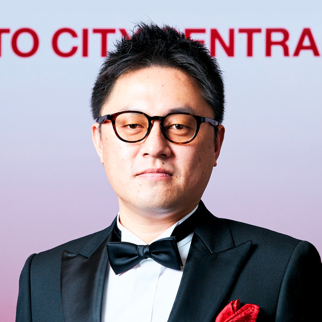 坪内  将吾氏