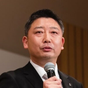 海蔵 昭成 氏