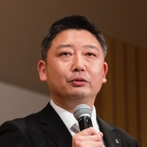 海蔵 昭成 氏