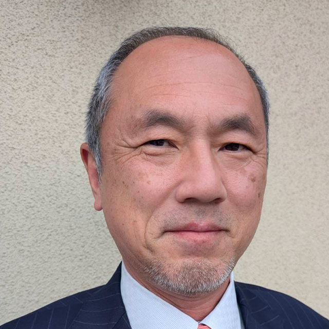 原田 康雄 氏