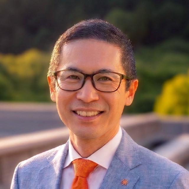 桐原 卓也 氏