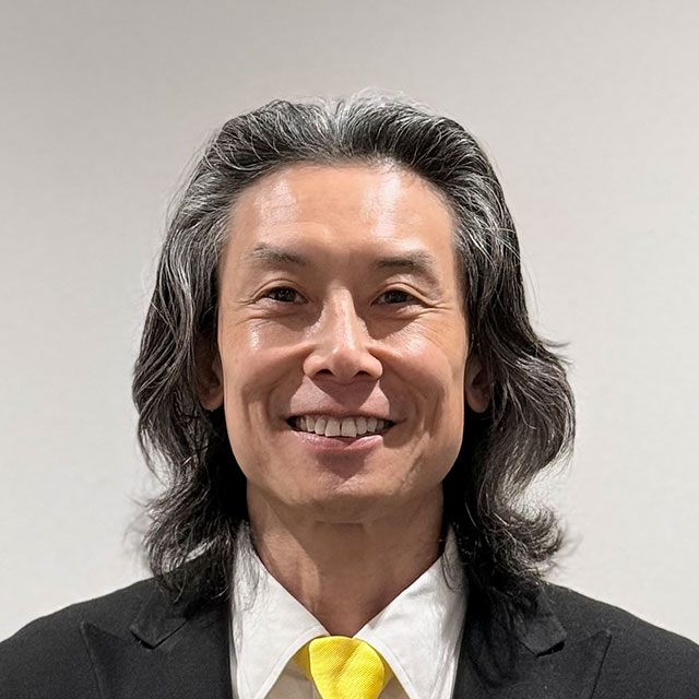 小笠 信弥 氏