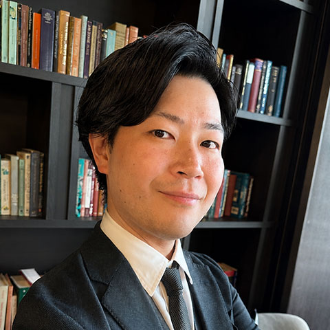 渋谷 亮輔 氏
