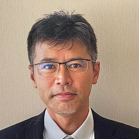樋口 真一 氏
