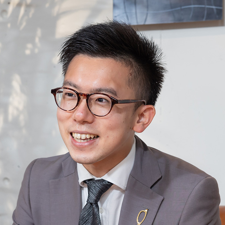 辻村 翔平 氏