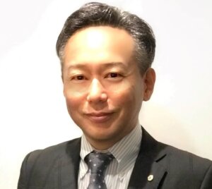 勝山 良昭 氏