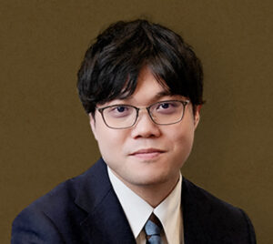 林村 涼 氏