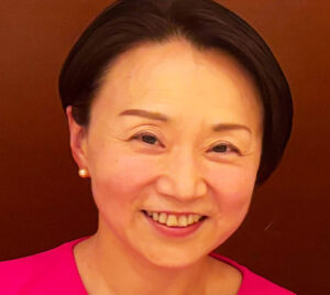 川満 朋子氏