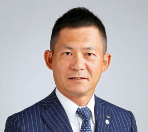 大池俊生氏