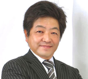 小野　純平氏