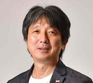白銀 肇 氏